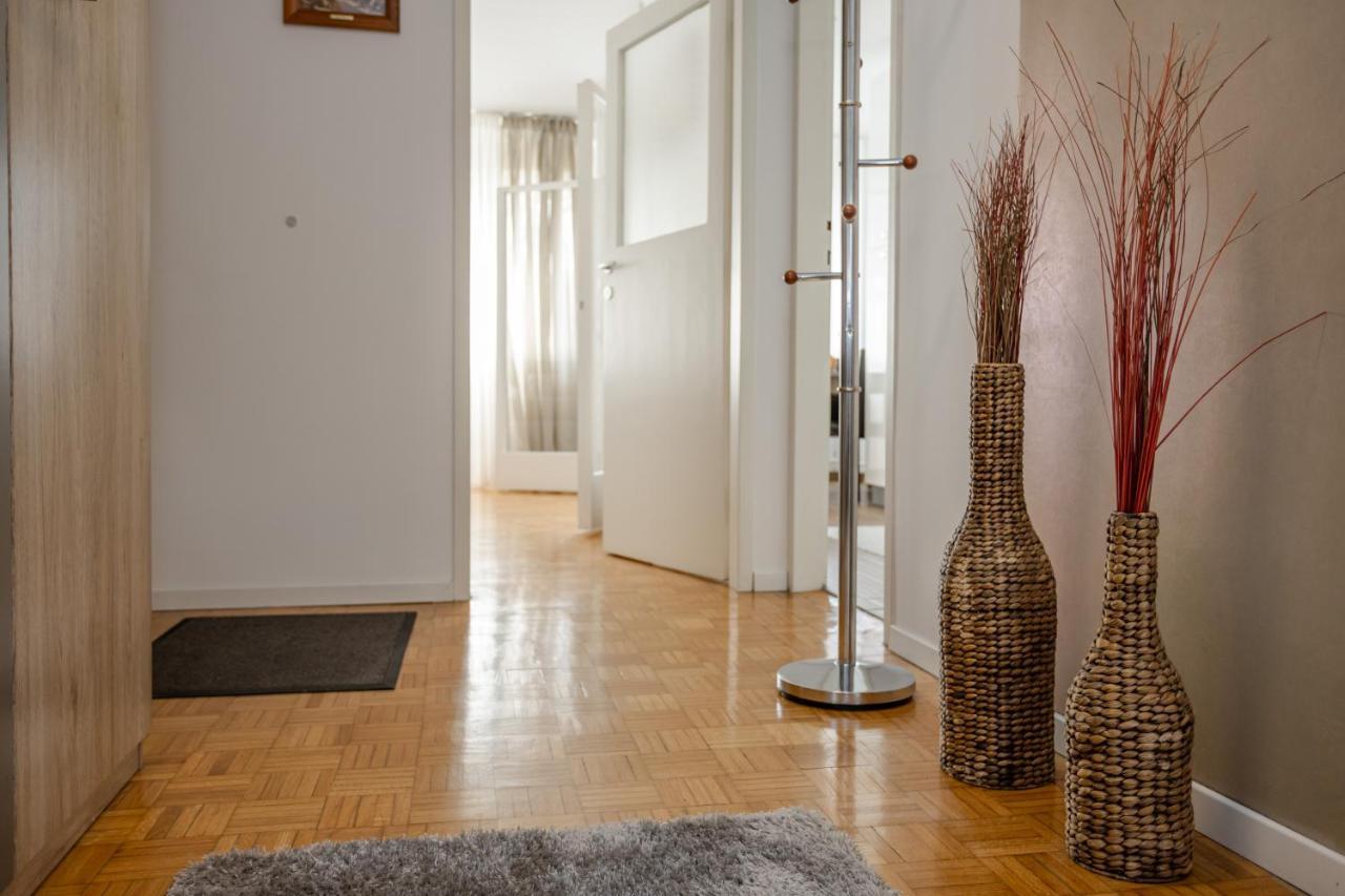 Apartment Sara Belgrad Exterior foto